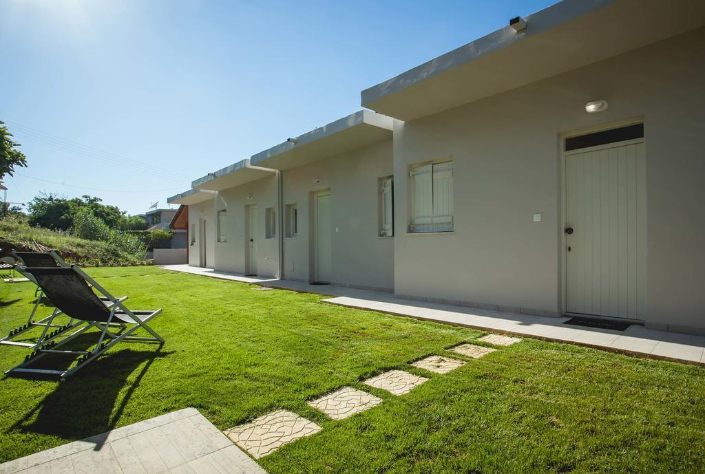 Popy's Place Kato Daratso Zewnętrze zdjęcie