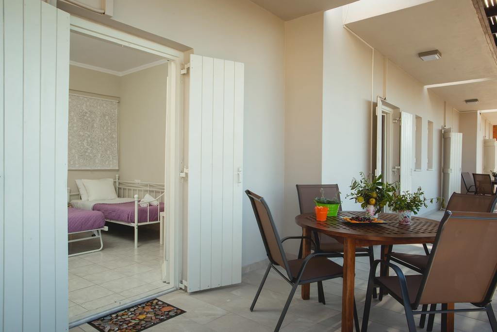 Popy's Place Kato Daratso Zewnętrze zdjęcie